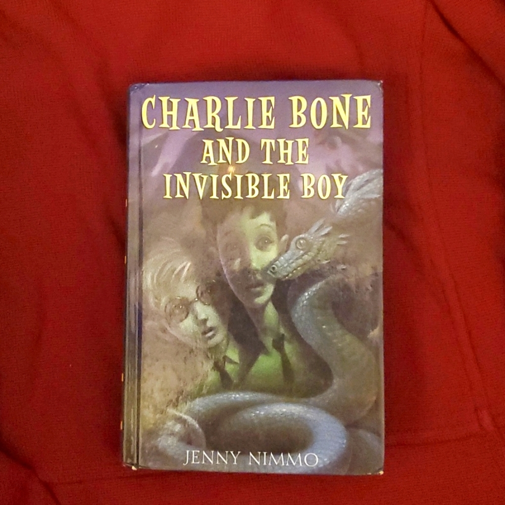 NWOT CHARLIE BONE & THE INVISIBLE BOY By: Jenny Nimmo